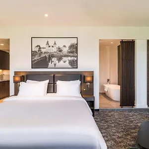 4* מלון Radisson & Amsterdam South
